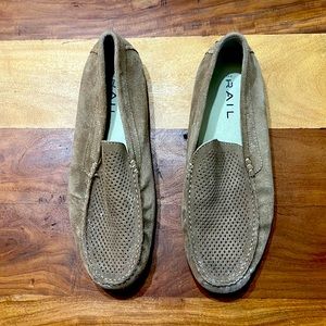 Beige leather loafers